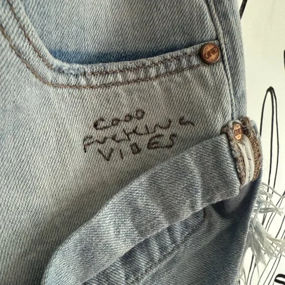 One Teaspoon Embroidered Good Vibes Only Bandit Shorts - Picture 2 of 3